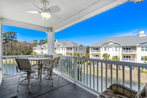 Tupelo Bay Golf Villa Serene Unit 1211 – khách sạn tại Bờ biển Surfside