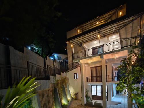 Mixon Villa Kandy – khách sạn tại Wattappola
