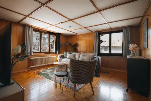 LaVida Wave Lakeside, Interlaken, Ski, free parking in Leissigen, Schweiz