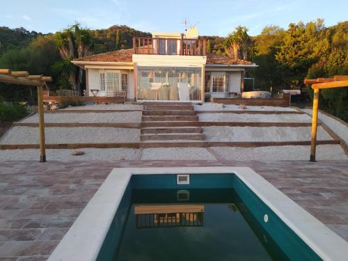 Peldbaseins, La Casa de La Abuela in Gaucin