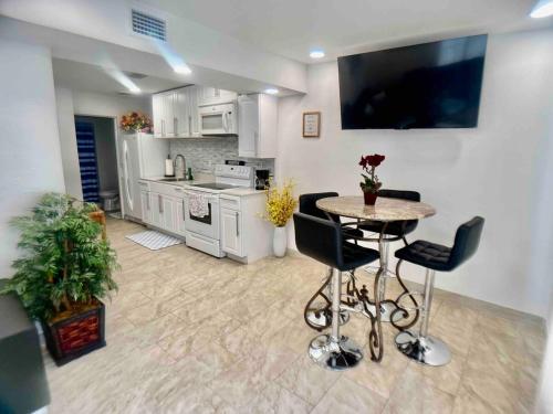 La Casita Apt ! Near Beaches! Only 5 minutes in Car to Clw Beach in 清水市中心