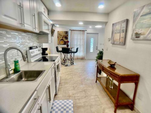 La Casita Apt ! Near Beaches! Only 5 minutes in Car to Clw Beach in 清水市中心