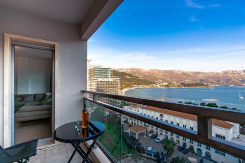 Fontana lux apartments