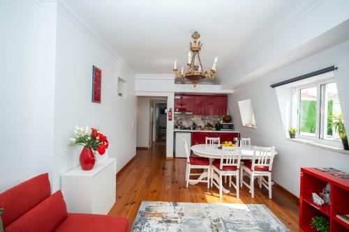 Charming 2 Bedroom Apartment in City Centre Lisboa - image 4