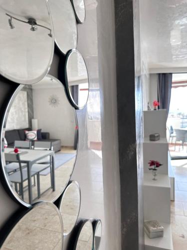 Ocean View Elegant Magic Apartment - Tap to explore photos