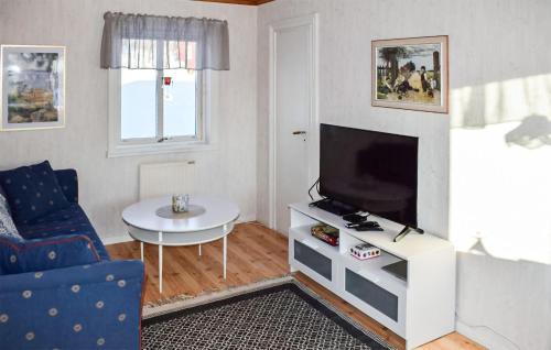 1 Bedroom Nice Home In Öje (1 Bedroom Nice Home In Oje) in Johannisholm