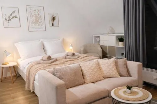 Modern Studio near Düsseldorf Airport & Messe/Fair in Meerbusch, Deutschland