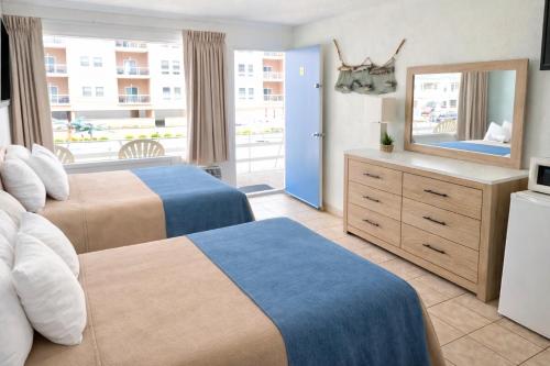 Beach Colony Motel - image 28
