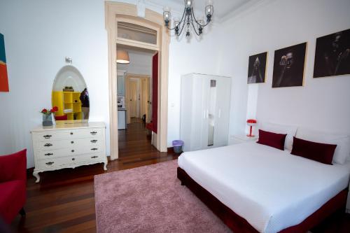 Cosy 1BR Apartment Central Lisbon Walk Everywhere, Lisbonne