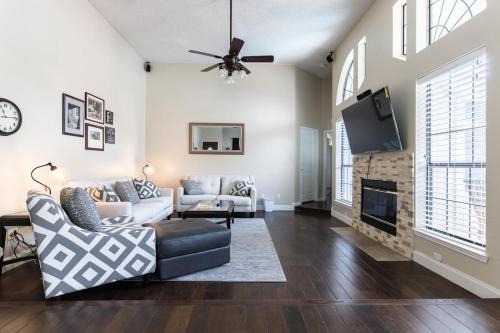 A beautiful & quite home right off I-35 high way in 劉易斯維爾
