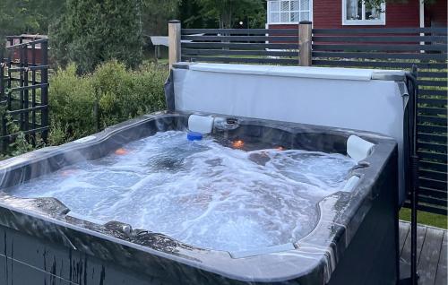 Viesnīcas āriene, Nice Home In Mockfjärd With Wifi (Nice Home In Mockfjard With Wifi) in Djuras