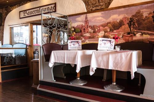 Restaurant, Bauer Schmidt Weilerbach Bauer`s Budget-Hotel in Kaiserslautern