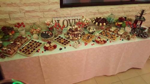 Hotel Pacific - image 9