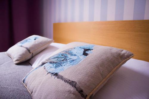 Royal Court Legerova