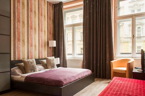 Royal Court Legerova