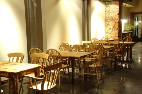 Poshtel Bilbao - Premium Hostel - image 6