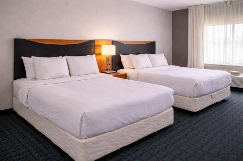 Comfort Inn & Suites Texas City I-45 - image 9