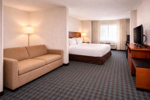 Comfort Inn & Suites Texas City I-45 - main image
