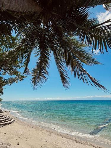 Beachfront house with private pool, Lobo Batangas - Calapan Beachfront house with private pool, Lobo Batangas - Calapan