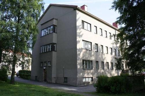 Quiet renovated studio- tram to the center in Meilahti