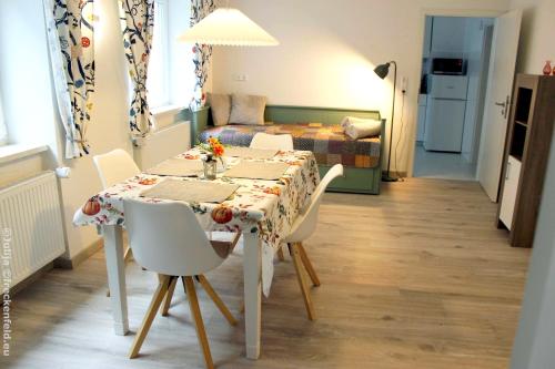 Gulta, Beim alten Holzschuhmacher in Freckenfeld