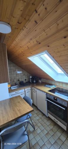 Ferienwohnung mit Kreuzbergblick in 比紹夫斯海姆a.d.力弘