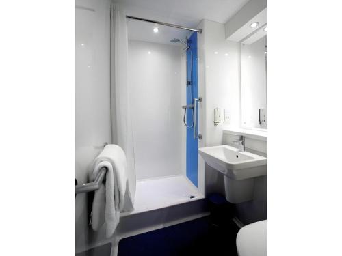 Travelodge London Richmond Central in Wimbledon