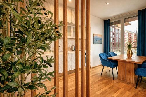  KAISER LODGE with Balcony & Rooftop Pool Access, AlpenLuxus Collection in Wien