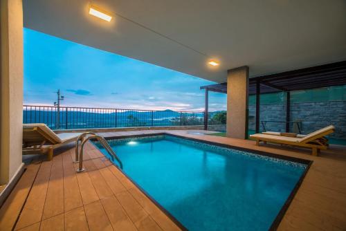 Luxury Villa Kotor Montenegro - Sea View, Pool and Sauna in Trojica