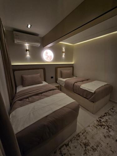 Hotel-quality apartment for rent in 6th of October - image 2