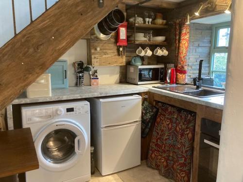 Konyha, THE OLD CART HOUSE, pet friendly cottage in Garsdale near Sedbergh in Garsdale Head