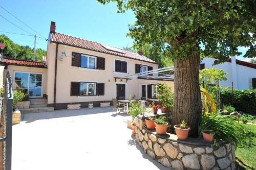  Apartments Jasna, Pension in Hreljin
