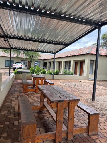 Northam Square Mine Contractor Accommodation in Northam