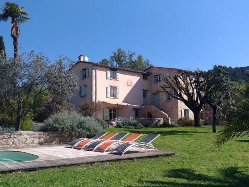 L'Escale Provençale chambre d'hôte TOURRETTES