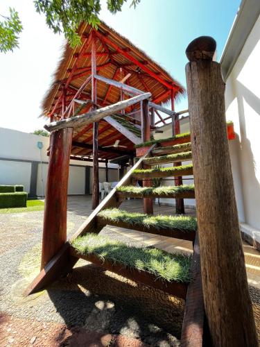 Casa con Piscina y Quincho a 8 min del aeropuerto in Luque