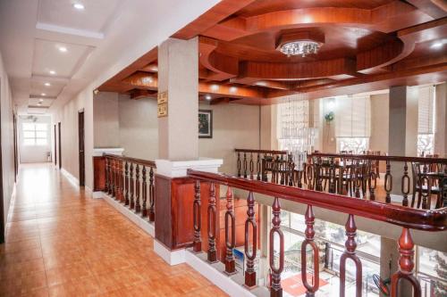 Ha Trinh Hotel in Bien Hoa (Dong Nai)