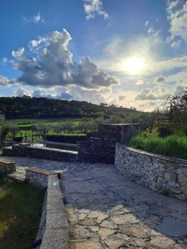 Farmhouse near Uzès, quiet and charming (Farmhouse near Uzes, quiet and charming) in Saint-Just-et-Vacquieres