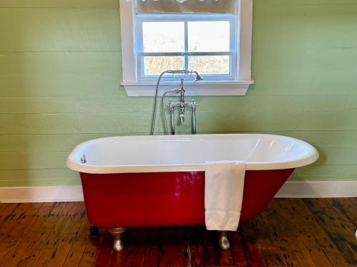 Vannas istaba, The Old Salt Box Co. - Daisy's Place in Merritt's Harbour (NL)