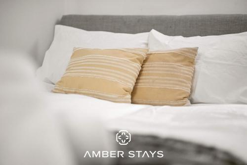 Modern 2 Bed Apartment in Notting Hill-Hyde Park by Amber Stays Perfect for Small Groups and Business Stays Sleep 4! - image 8