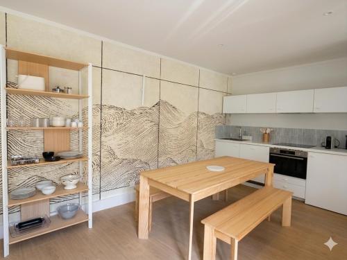 Appartment with terrace and Jacuzzi Pyramid view, Vienne (Foto 4)