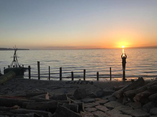 A little slice of paradise! White Rock BC in White Rock (BC)