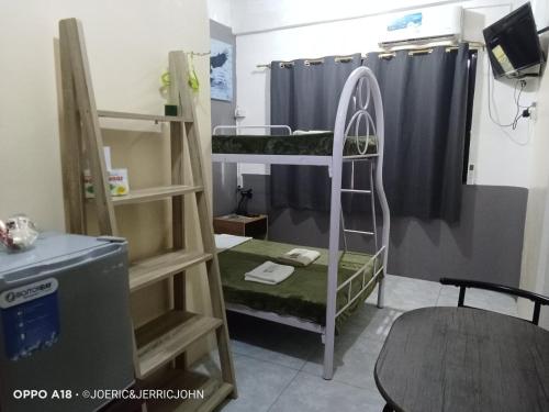 Regina Hotel Room Type - Triple Room with Private Bathroom