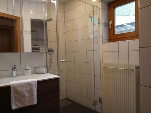 Fürdőszoba, Apartement Gabi in Kleinlobming