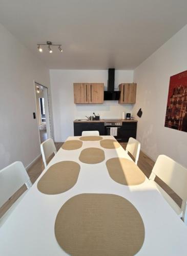 Kitchen, have-a-nice-Stay - Apartment im Zentrum von Ahrensburg - 5 Minuten zum Hauptbahnhof in Ahrensburg