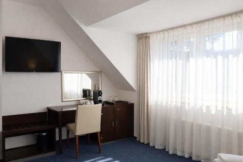 Pawlovnia Hotel - image 3