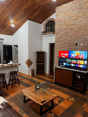 Casa Barú, rustic and panoramic (Casa Baru, rustic and panoramic) in Volcán