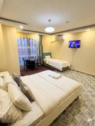 The Red Tent Grand Suites - image 12