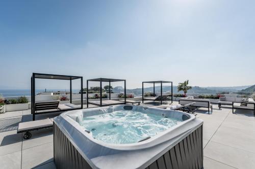 Джакузі, Hotel Il Gabbiano in Баколі