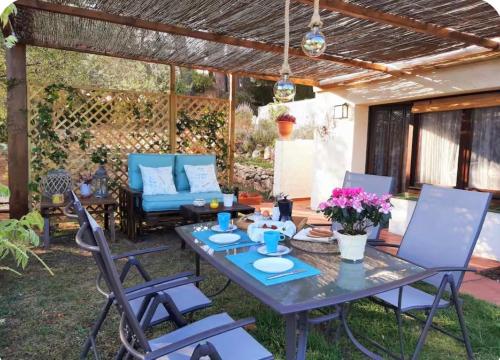 Apartamento con jardín privado