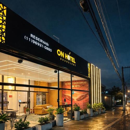 On park Hotel, Translado e Estacionamento in Guarulhos